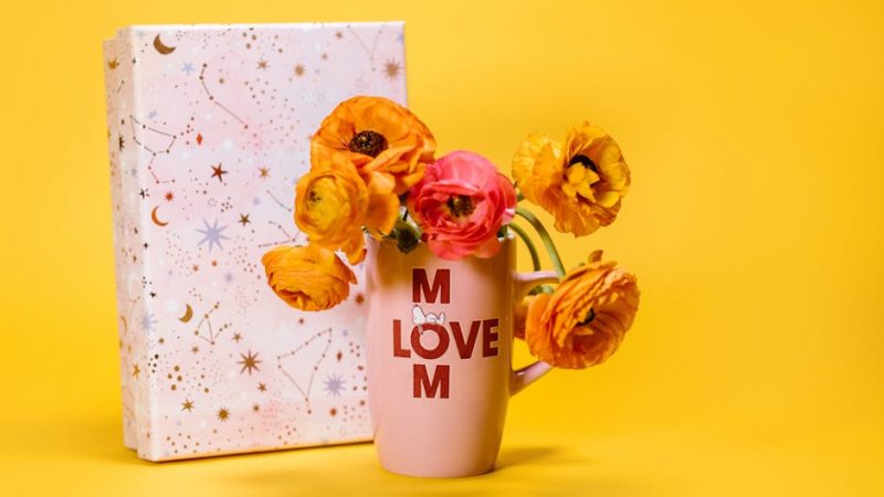 Подарки работникам купить