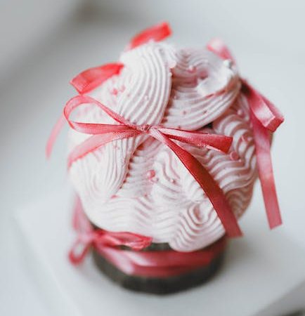 Какие подарки дарят на год свадьбы