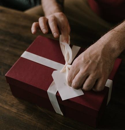 Какие подарки дарить на др