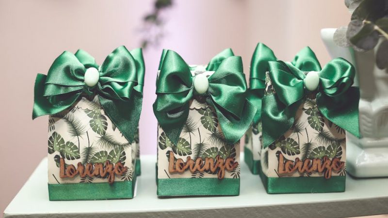 Какого цвета подарка