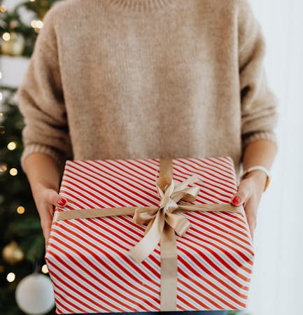 Какой подарок можно подарить мальчику