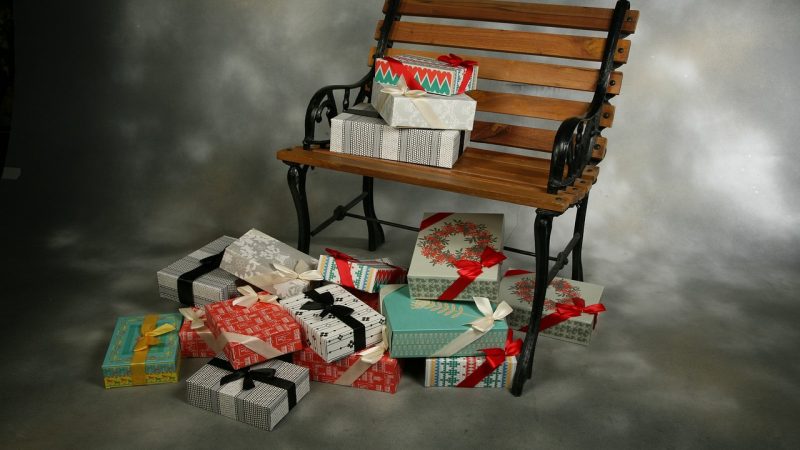 Какие можно прикольные подарки подарить